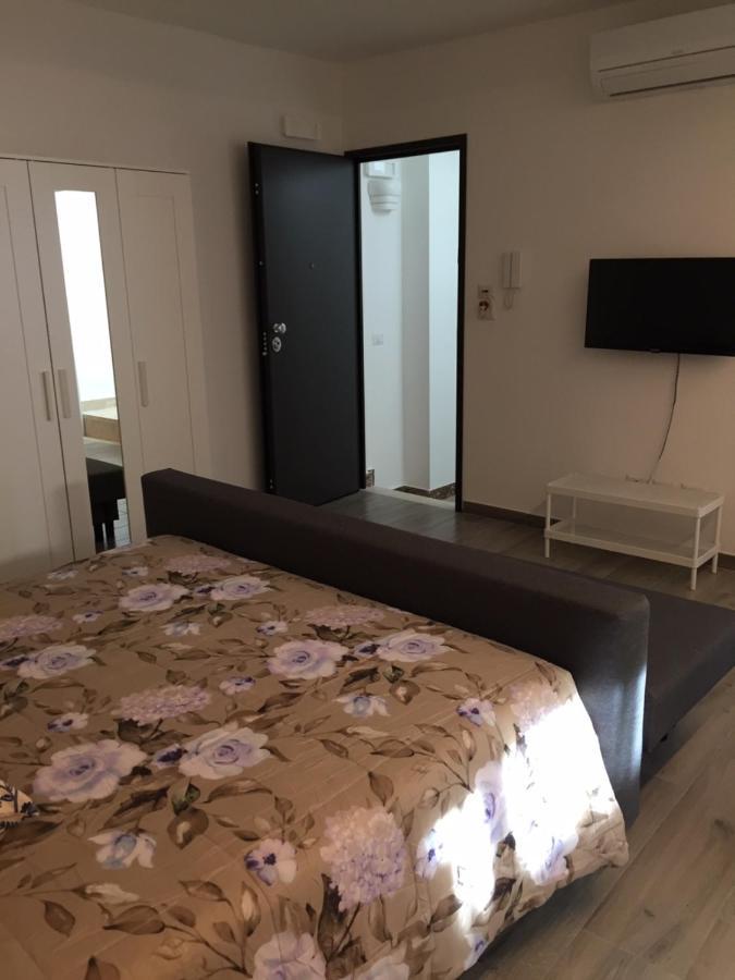 Casa Vacanze A Milorda Летояни Екстериор снимка