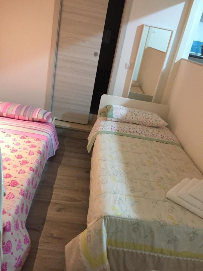 Casa Vacanze A Milorda Летояни Екстериор снимка